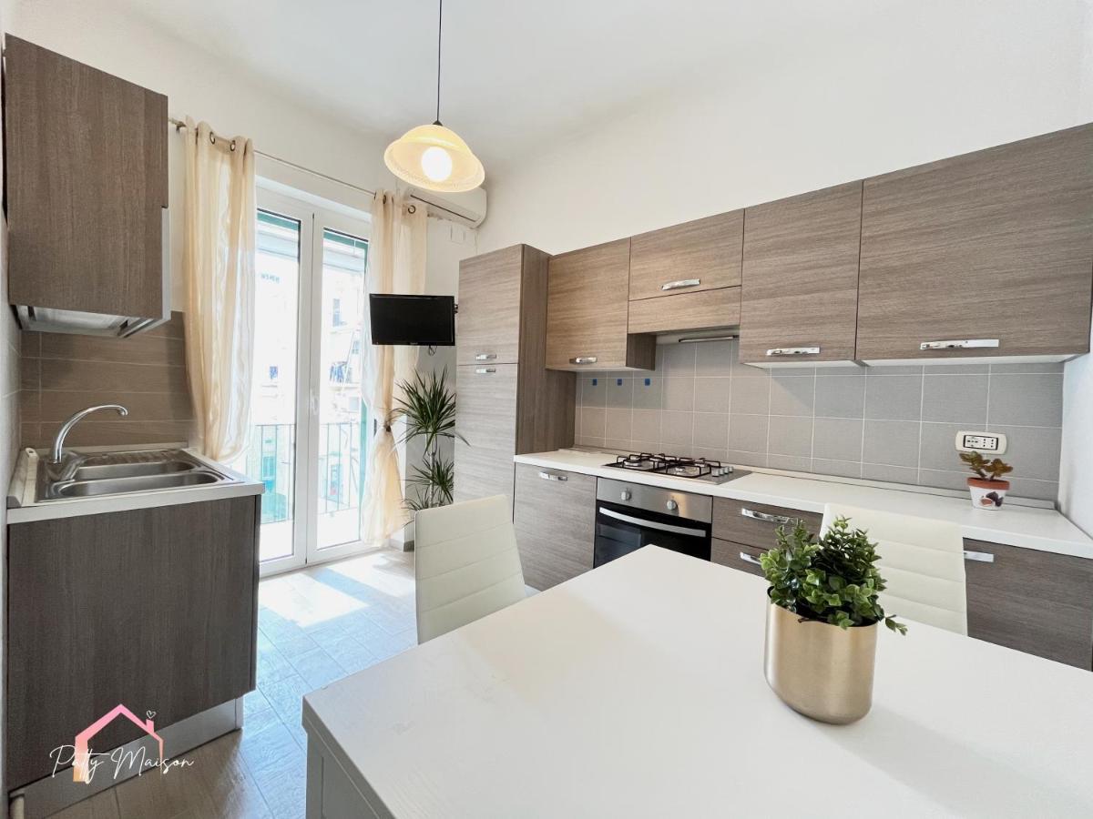 Patty Maison - Large & New Central Apartment บารี ภายนอก รูปภาพ