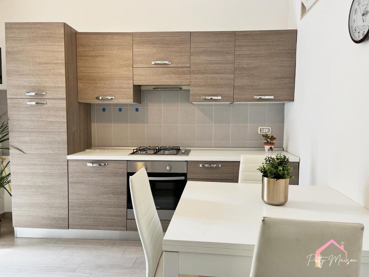 Patty Maison - Large & New Central Apartment บารี ภายนอก รูปภาพ